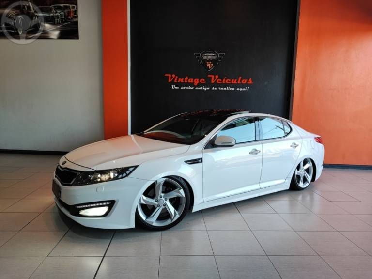 KIA MOTORS - OPTIMA 2.4 EX 16V 4P AUTOMÁTICO - 2013/2014 - BRANCA - Sob Consulta