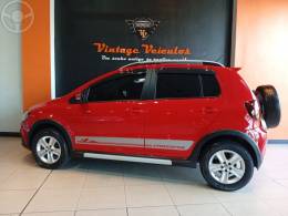 VOLKSWAGEN - CROSSFOX 1.6 MI FLEX 8V 4P MANUAL - 2010/2011 - VERMELHA - R$ 46.900,00