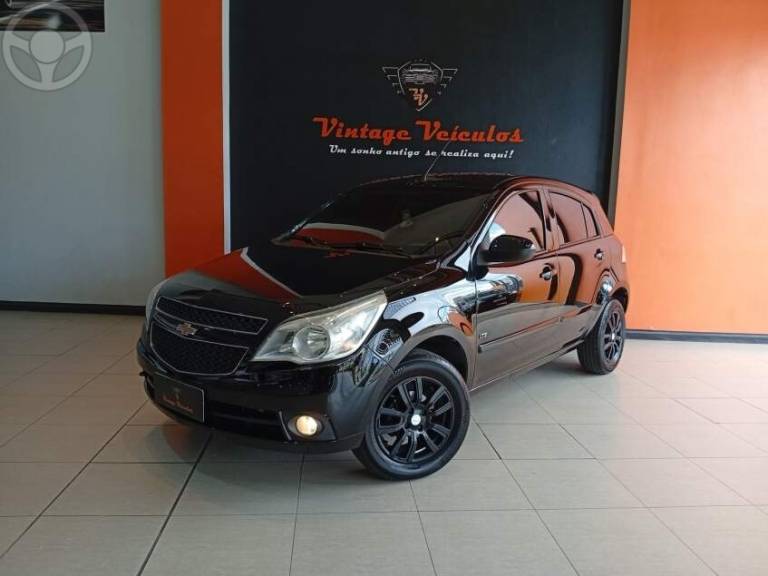 CHEVROLET - AGILE 1.4 MPFI LTZ 8V FLEX 4P MANUAL - 2011/2011 - PRETA - R$ 34.900,00