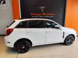 CHEVROLET - CAPTIVA 2.4 FWD SPORT 16V 4P AUTOMÁTICO - 2013/2014 - BRANCA - R$ 56.900,00