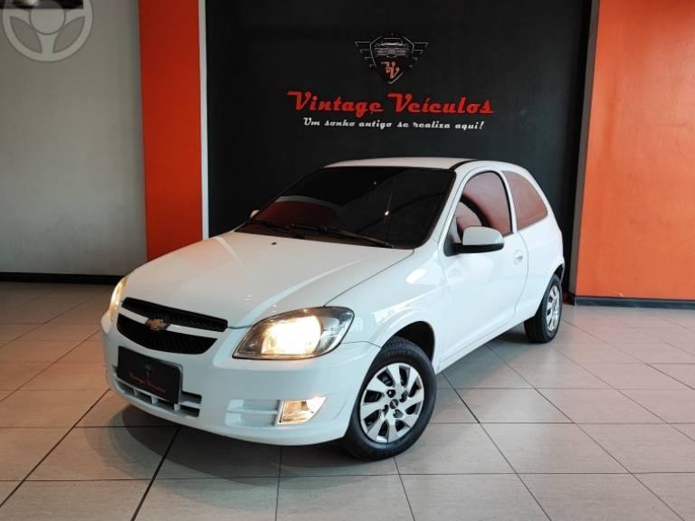 CHEVROLET - CELTA 1.0 MPFI LS 8V FLEX 2P MANUAL - 2013/2013 - BRANCA - R$ 26.900,00