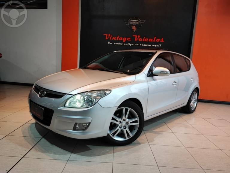 HYUNDAI - I30 2.0 MPI 16V 4P AUTOMÁTICO - 2009/2010 - PRATA - R$ 47.900,00