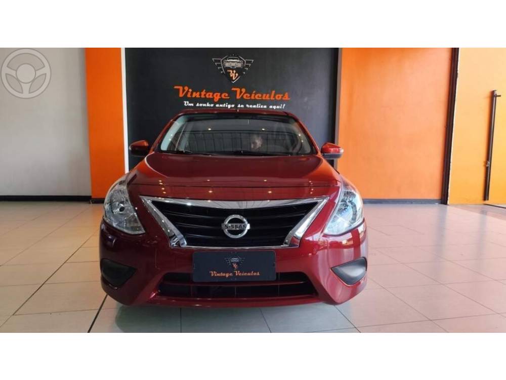 NISSAN - VERSA 1.6 16V FLEX SV 4P XTRONIC - 2020/2020 - VERMELHA - R$ 66.900,00