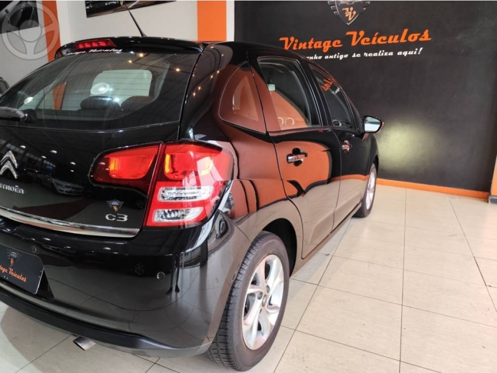 CITROËN - C3 1.5 TENDANCE 8V FLEX 4P MANUAL - 2013/2014 - PRETA - R$ 38.900,00